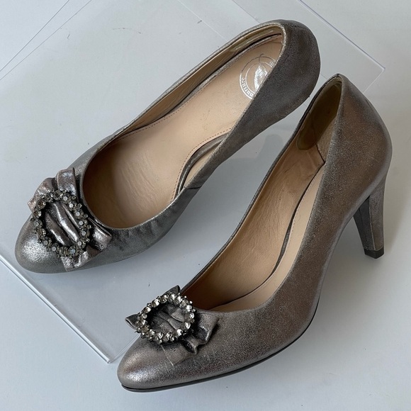 Nurture Julee Silver Gray Pumps Heels Rhinestone Bow Heels Shoes, Sz 8M - Picture 14 of 15